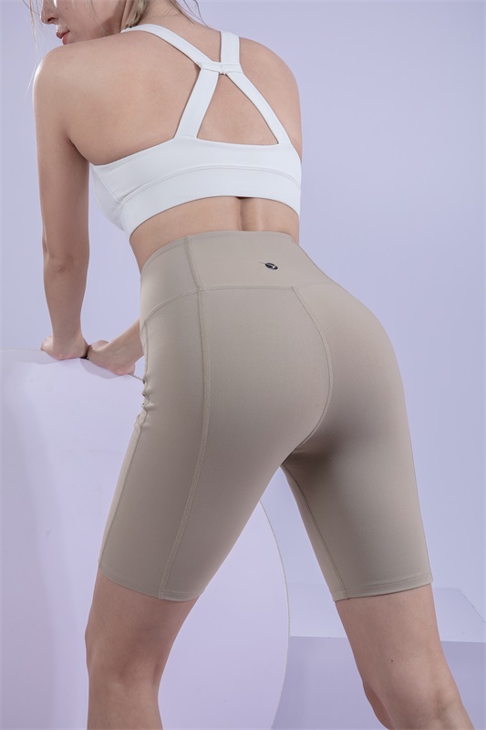 Women’s Beige Quick Dry Breathable Fitness Workout Yoga Crops